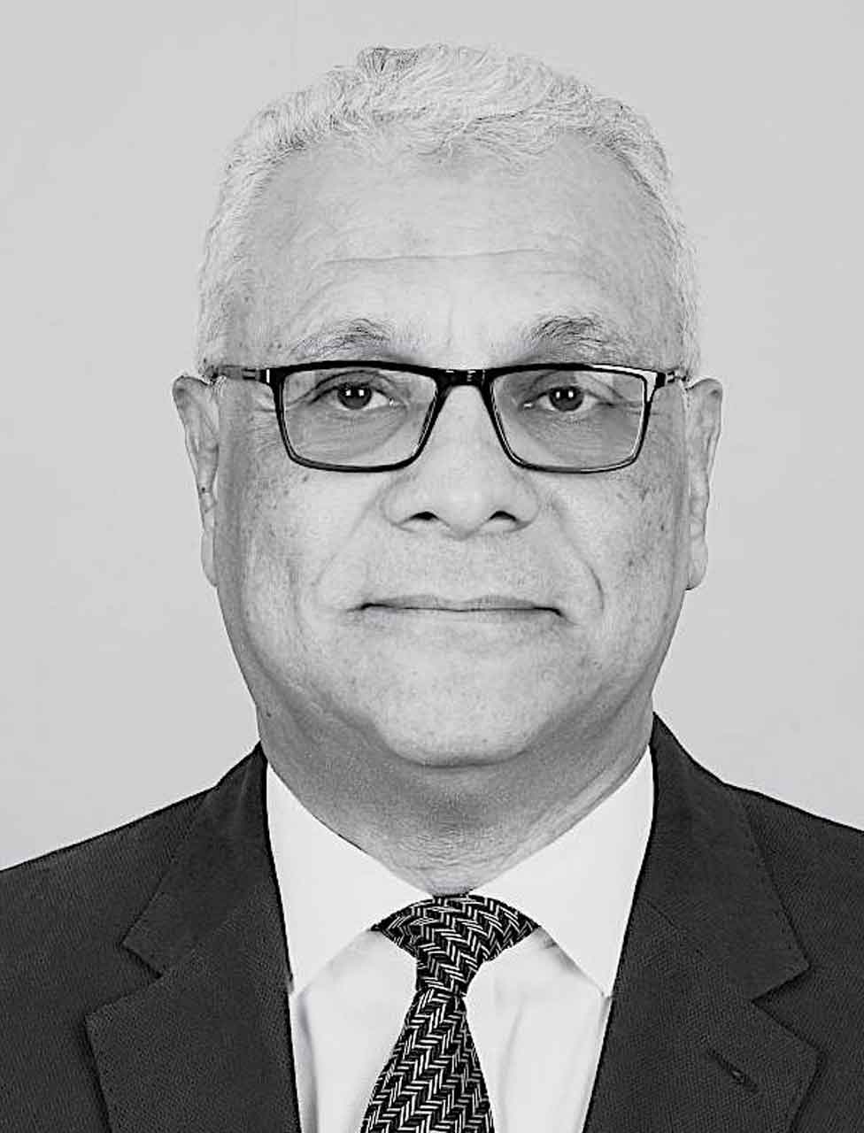 Mahmoud-Gawad-976×1280 Duncan Cameron